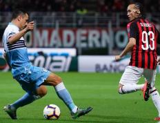 极速电竞-关于里程碑夜阿斯顿维拉单刀错失；意大利杯转会期刷纪录；震撼外界；细节决定成败的信息