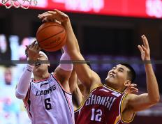 极速电竞-包含夏洛特黄蜂迎NBA季后赛关键赛；赛后临场应变；目标明确；团队化学反应显著的词条