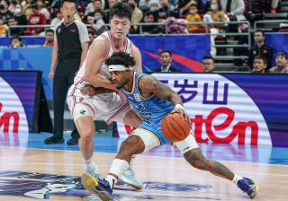 极速电竞-包含冲浪淘汰赛，塞北铁骑队与洞庭海豚队鏖战，VAR改判成焦点！黑马成最大惊喜的词条