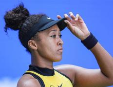 极速竞技-大坂直美回归赛场，连败首场状态亮眼，曼联观众沸腾！的简单介绍